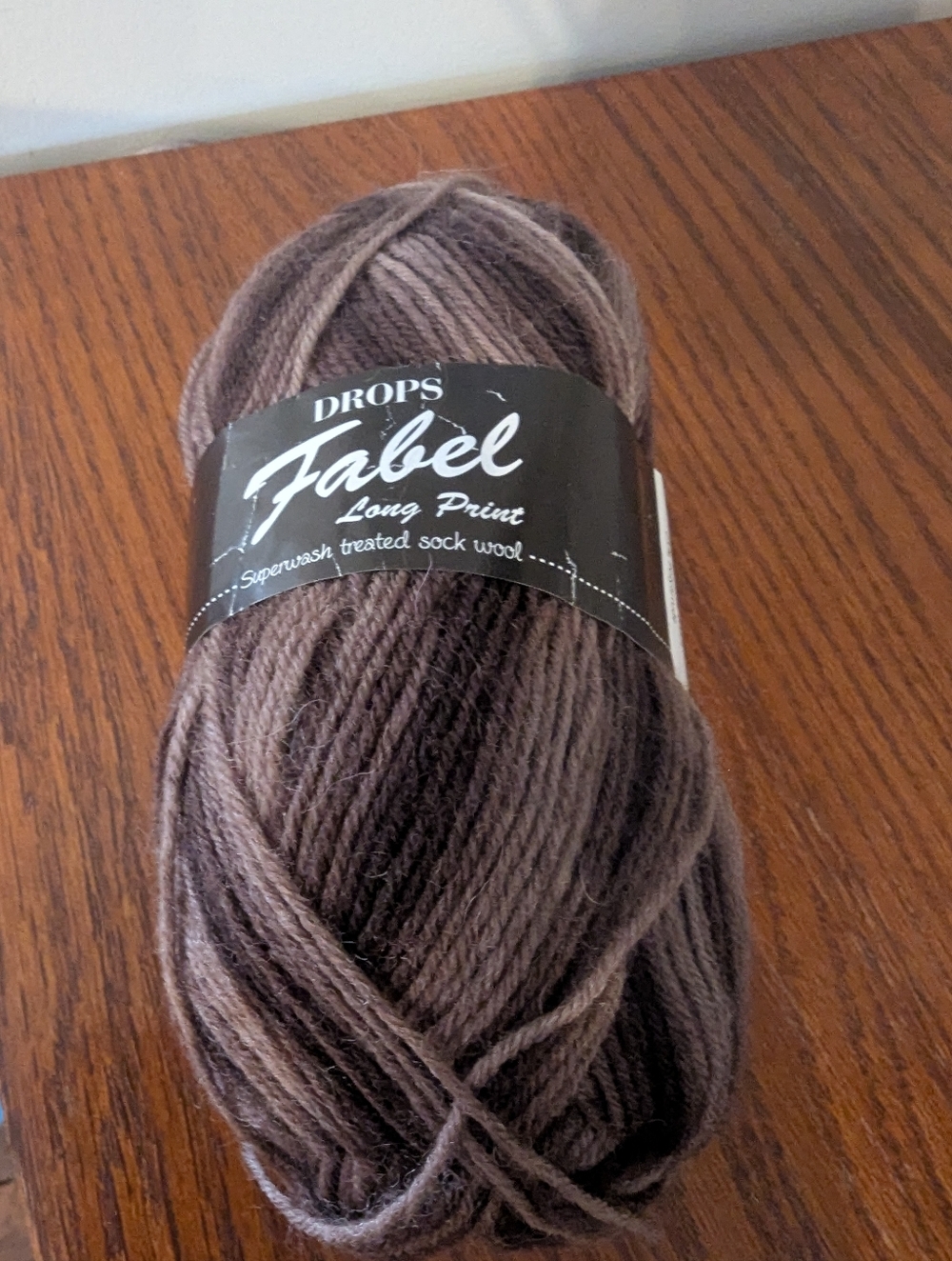 Yarn Drops Fabel long print super wash treated  sock wool 1 skien 50g Gradient